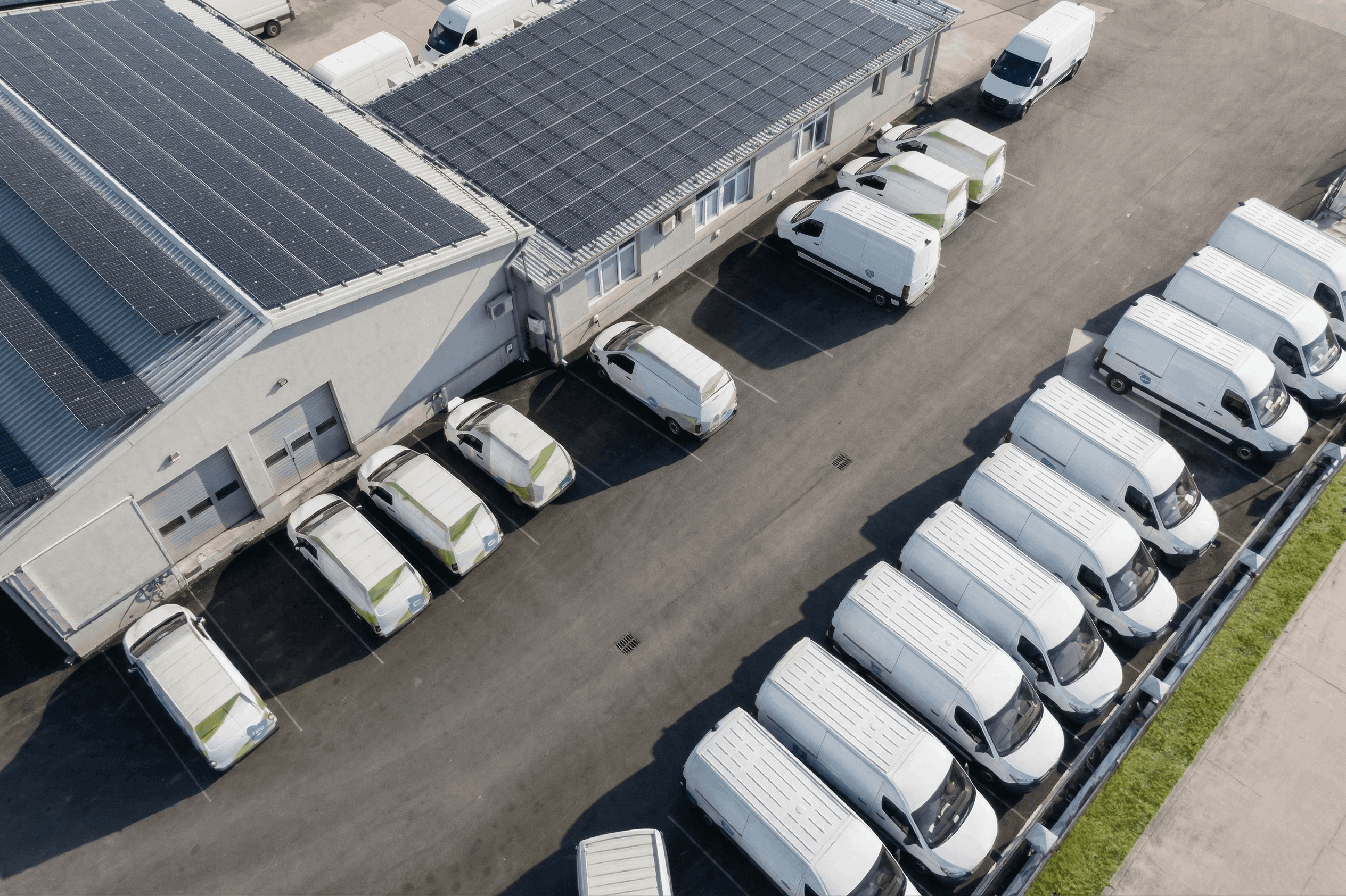 Fleet intelligence and charging